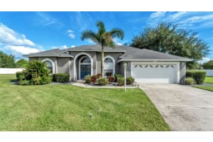 349 Ruby Lake Loop, WINTER HAVEN