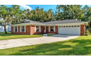 3050 Cross Fox Dr, MULBERRY