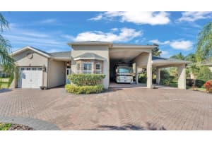 402 Cruisers Dr, POLK CITY