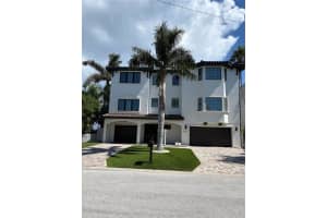 5845 Bahia Way S. Way W, ST PETE BEACH
