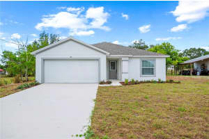 60 Blackjack Ave, FROSTPROOF 60 Blackjack Ave, FROSTPROOF