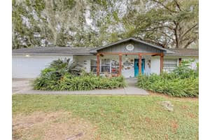 1740 Cherry Ln, LAKELAND