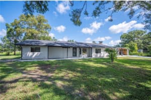 216 Corbett Rd, LITHIA
