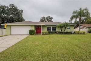 318 Oak Trl, LAKELAND