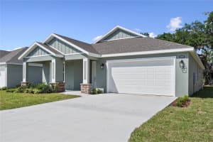 4537 Fairway Oaks Dr, MULBERRY