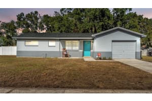 5075 Misty Lake Dr, MULBERRY