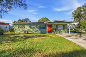 524 Victoria Blvd, AUBURNDALE