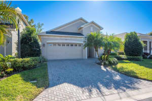 839 Christina Chase Dr, LAKELAND