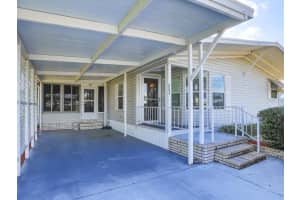 6092 Southern Oaks Dr Se, WINTER HAVEN