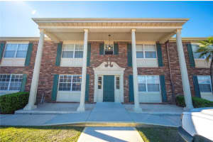 1920 E Edgewood Dr #l5, LAKELAND