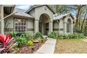 422 E Mccormick Rd, APOPKA 422 E Mccormick Rd, APOPKA