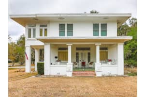 1095 S Broadway Ave, BARTOW