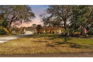 64 Pine Forest Dr, HAINES CITY