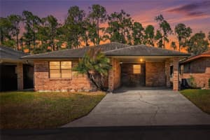 447 Lake Carolyn Cir, LAKELAND