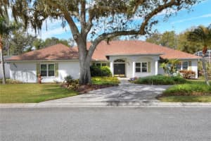 858 Hanover Way, LAKELAND