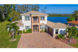 775 Christina Lake Dr, LAKELAND