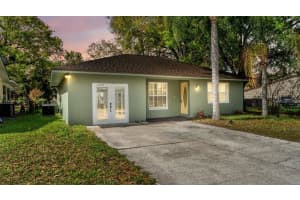 1339 Fairway Dr, LAKELAND