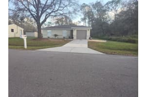 406 Fox Lake Dr, LAKELAND