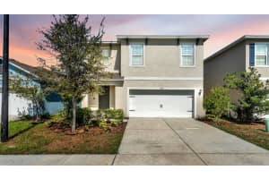 225 Gina Ln, DAVENPORT