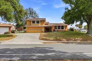 1202 Lake Ariana Blvd, AUBURNDALE