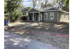 907 E 26th Ave, TAMPA