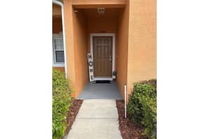 4194 Winding Vine Dr, LAKELAND