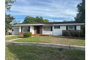 708 Chestnut Rd, AUBURNDALE