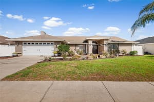 7330 Gunstock Dr, LAKELAND