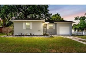 614 W Shady Ln, LAKELAND