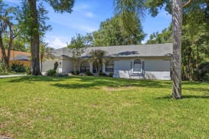2800 Hammock Dr, PLANT CITY
