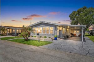 319 Melbourn Dr, HAINES CITY
