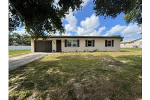 109 E Ed Padgett Rd, LAKELAND