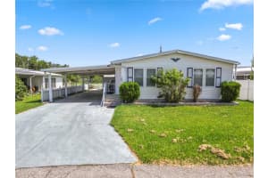 3562 Lazy Lake Dr N, LAKELAND