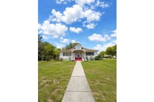 102 S Lakeshore Blvd, LAKE WALES 102 S Lakeshore Blvd, LAKE WALES