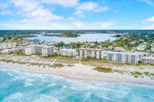 1000 Tarpon Center Dr #201, VENICE