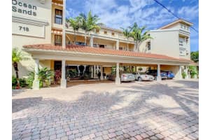 718 Golden Beach Blvd #4, VENICE