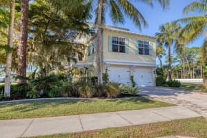 6751 Portside Ln, ENGLEWOOD