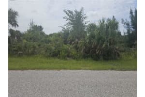 8233 Arlewood Cir, PORT CHARLOTTE