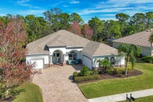 19682 Cobblestone Cir, VENICE