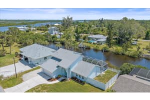 9048 Hilolo Ln, VENICE