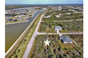 8045 Thruso Rd, PORT CHARLOTTE