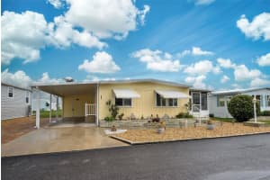 628 Cervina Dr, VENICE