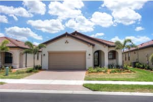 24273 Spartina Dr, VENICE