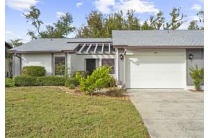 605 Apple Ln, ENGLEWOOD