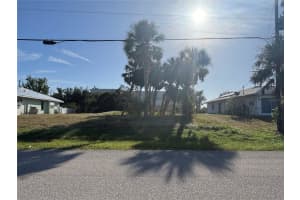 145 Mark Twain Ln, ROTONDA WEST