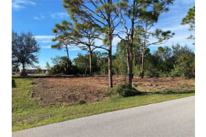 9397 Spring Cir, PORT CHARLOTTE