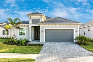 17672 Santorini Ct, VENICE