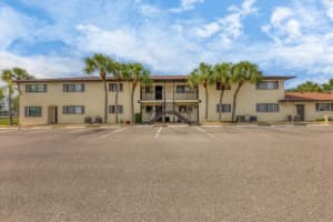 391 Airport Ave E #403, VENICE 391 Airport Ave E #403, VENICE