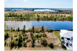 10628 Poughkeepsie, PORT CHARLOTTE