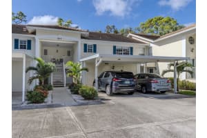 805 Montrose Dr #203, VENICE